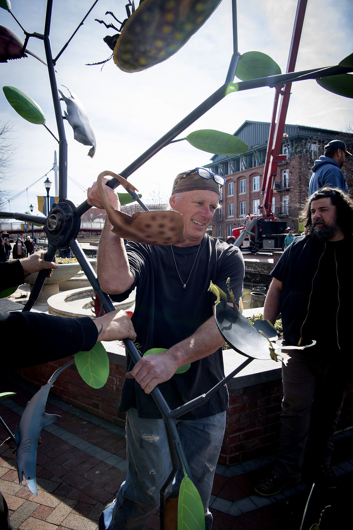 Kinetic creek art-tree artist